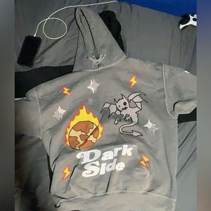 Dark grey hoodie puff print